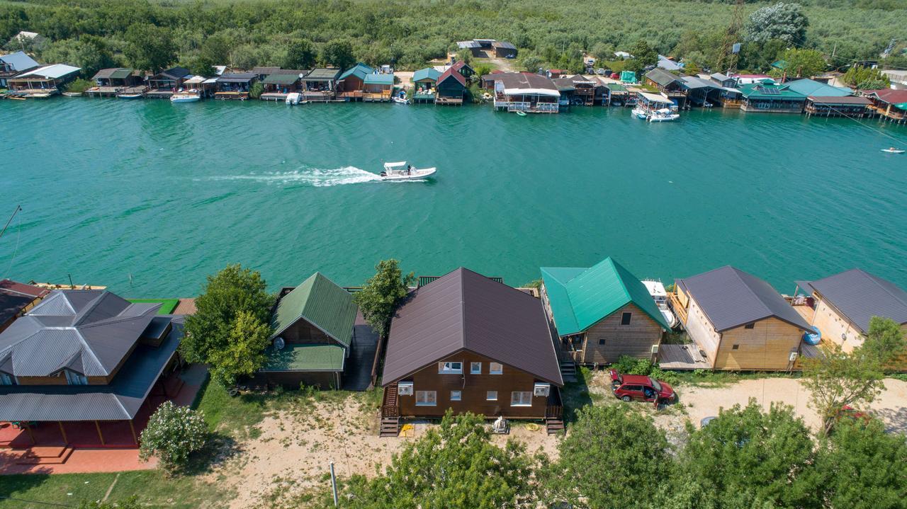 Hakuna Matata Apartments Ulcinj Bagian luar foto