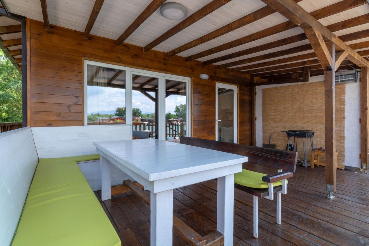 Hakuna Matata Apartments Ulcinj Bagian luar foto