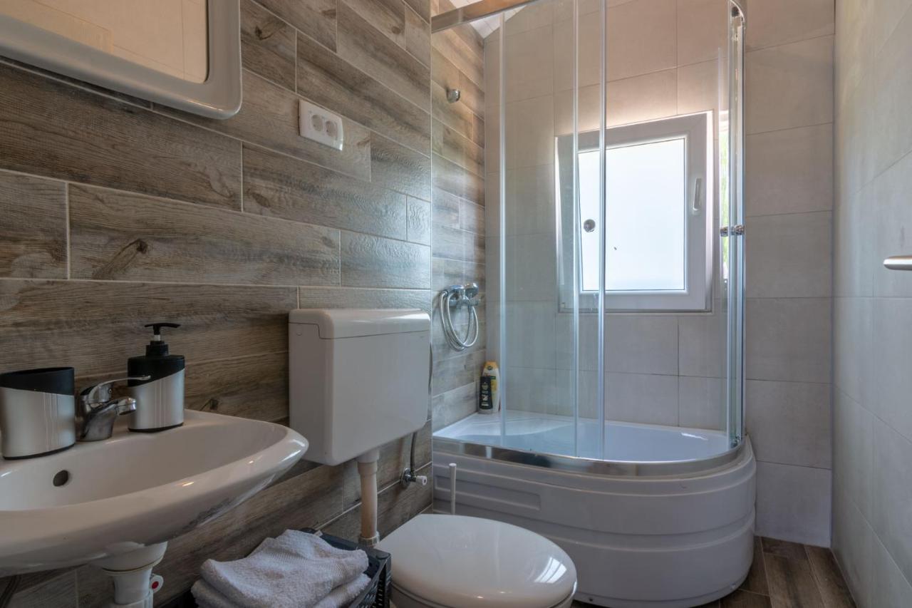 Hakuna Matata Apartments Ulcinj Bagian luar foto