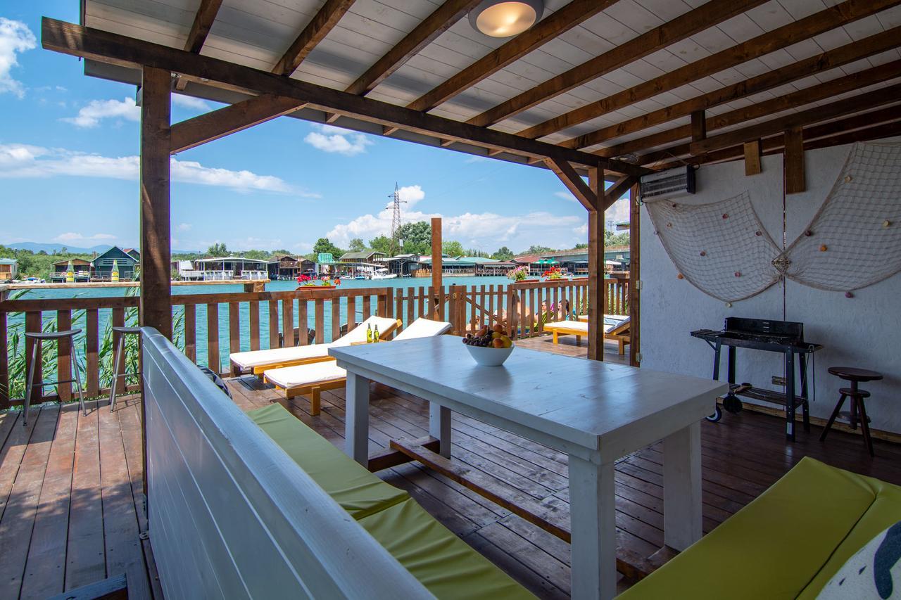 Hakuna Matata Apartments Ulcinj Bagian luar foto
