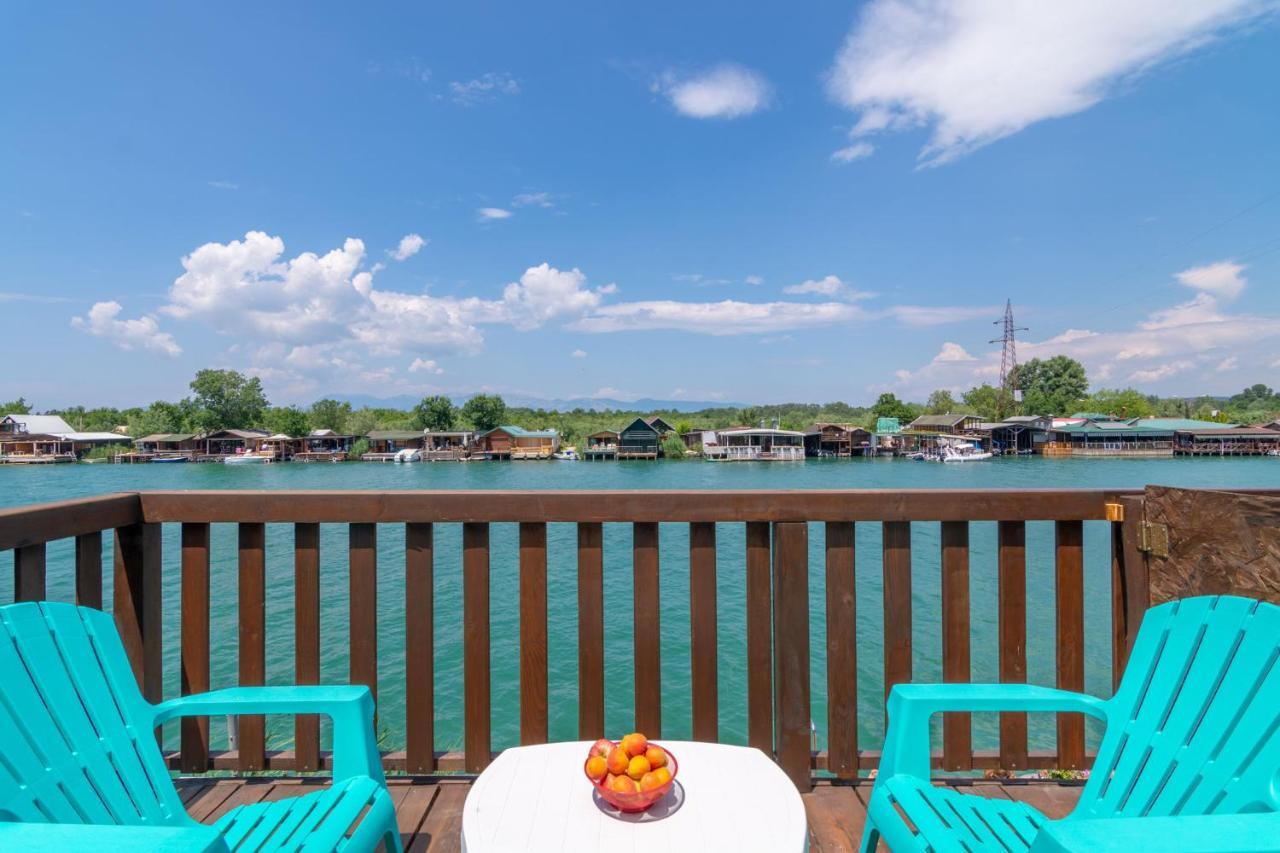 Hakuna Matata Apartments Ulcinj Bagian luar foto