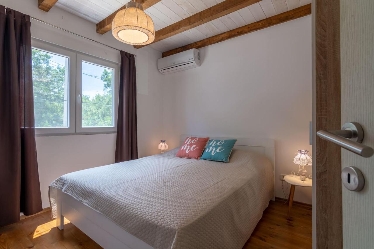 Hakuna Matata Apartments Ulcinj Bagian luar foto