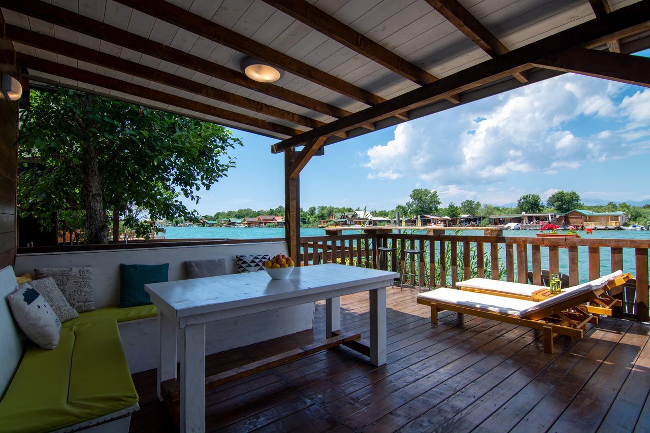 Hakuna Matata Apartments Ulcinj Bagian luar foto